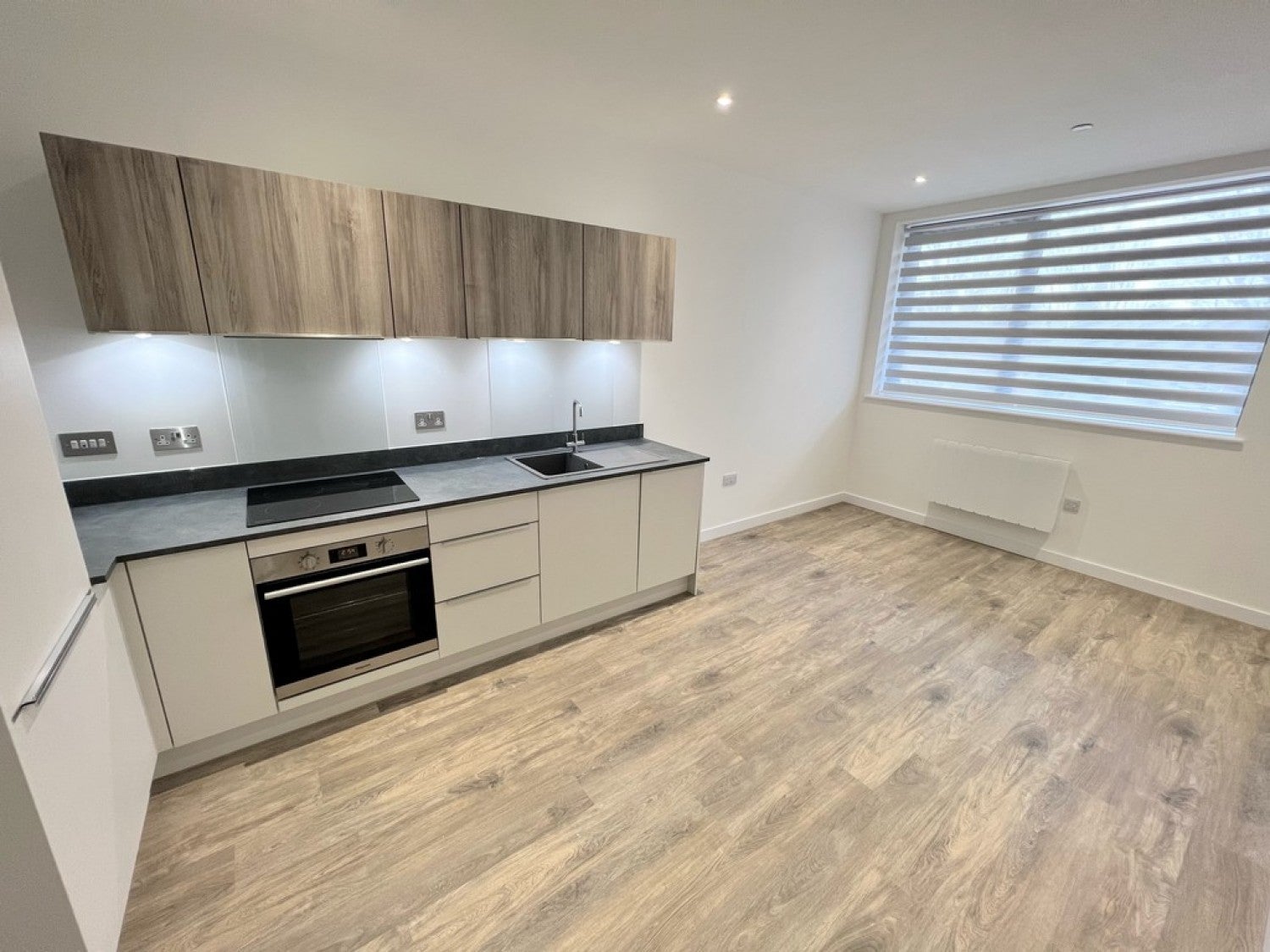 Flat Ashwood Way in Basingstoke and Deane