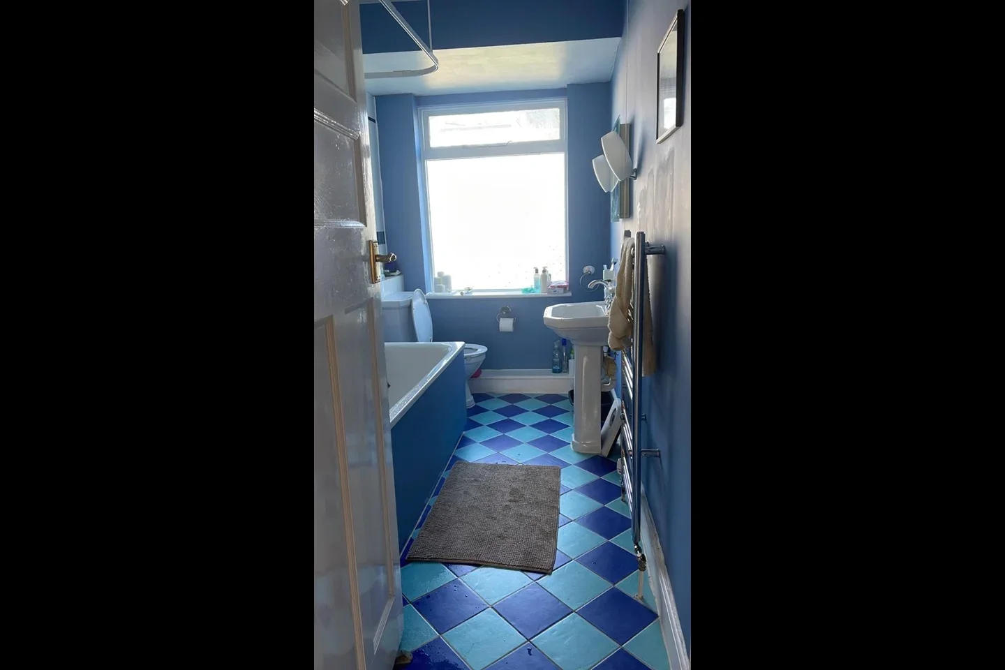Room Briarwood Road in Greater London