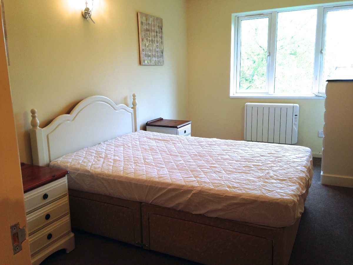 Flat B6532 in Pity Me