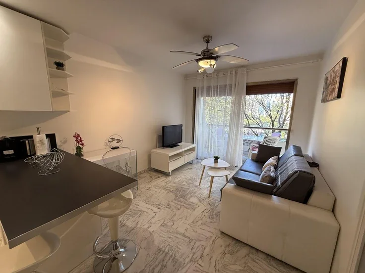 Appartement Rue Lacour à Cannes