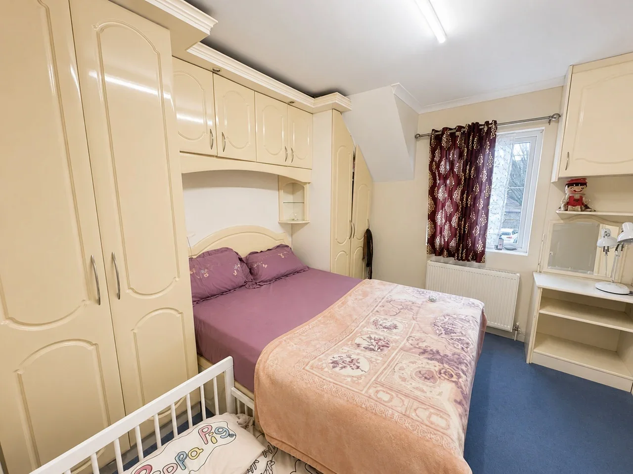 House Lady Margaret Road in Greater London