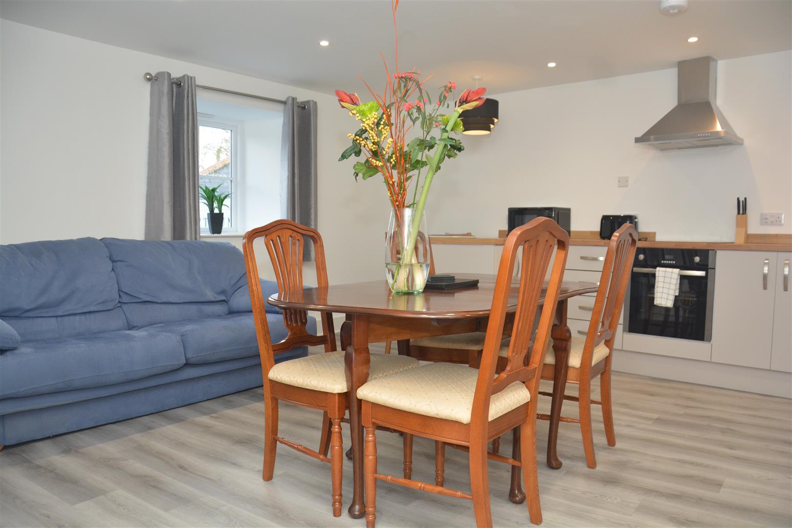 Flat Biddick's Court in St. Austell