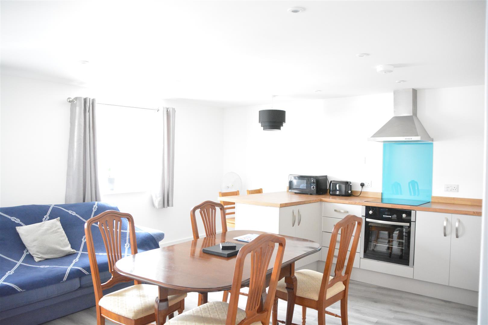 Flat Biddick's Court in St. Austell