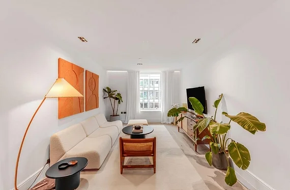 Flat Pembridge Gardens in Greater London