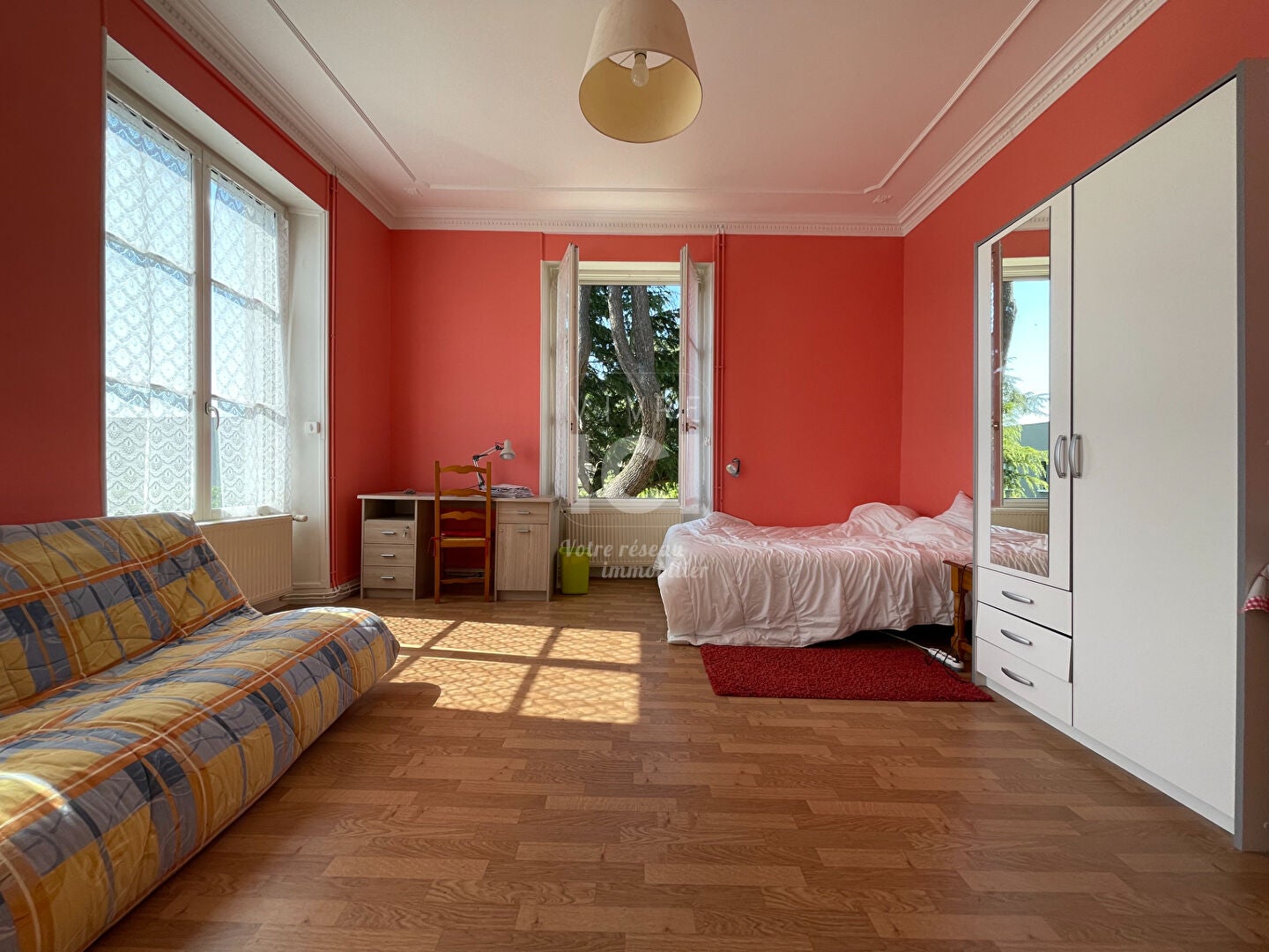 Room Rue du Loupinot in Sainte-Gemmes-sur-Loire