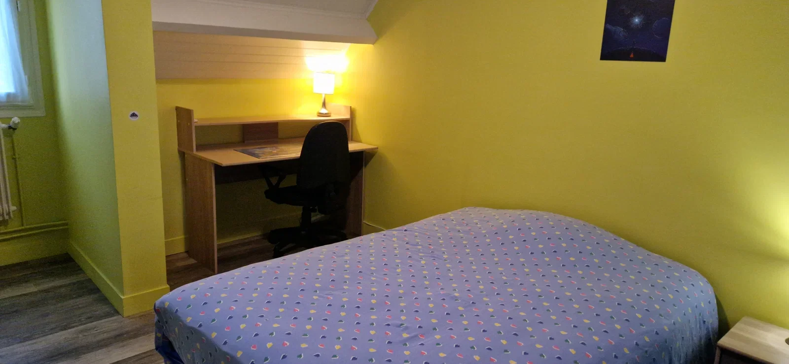 Chambre Rue des Martyrs de la Résistance à Houilles