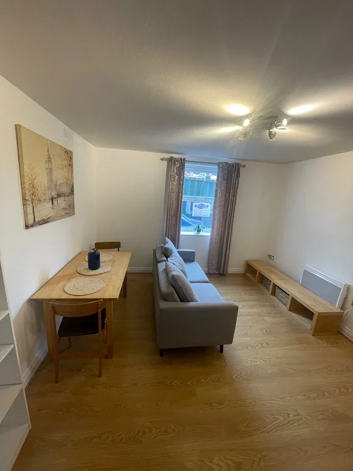Room Sovereign Street in Salford