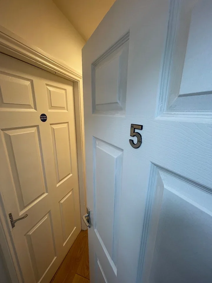 Room Sovereign Street in Salford