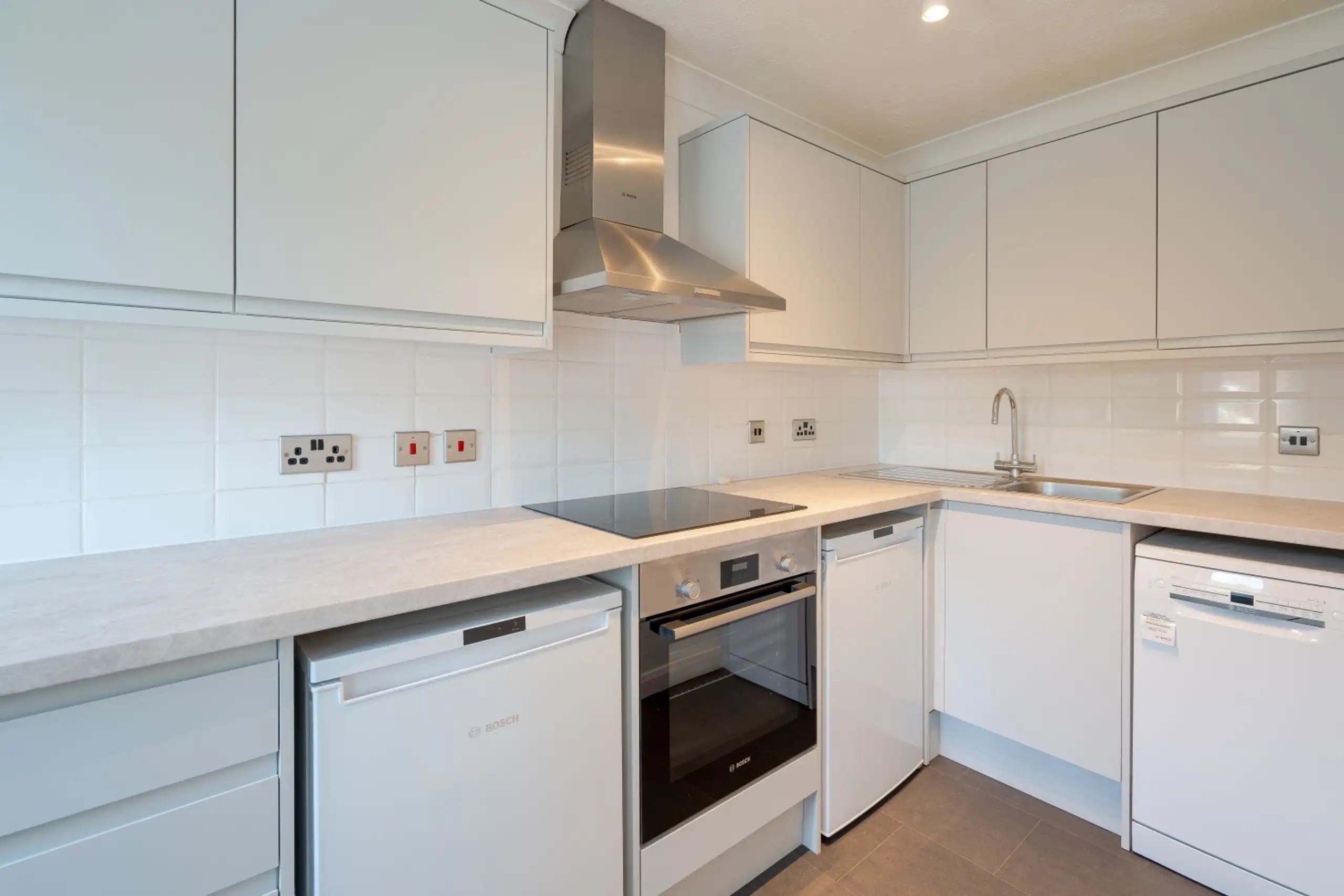 Flat Penhurst Court in Oxford