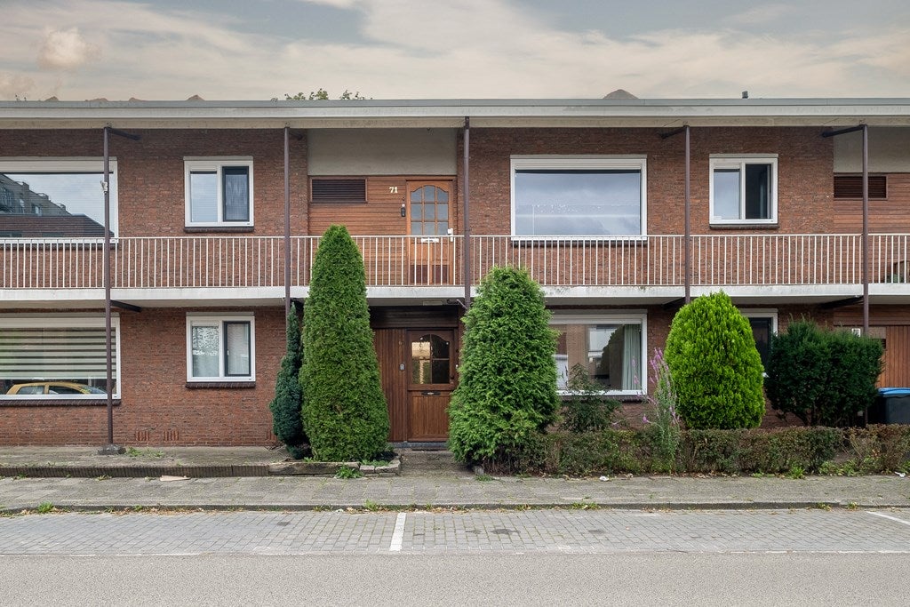 Appartement Dr. Van Damstraat 63 in Enschede
