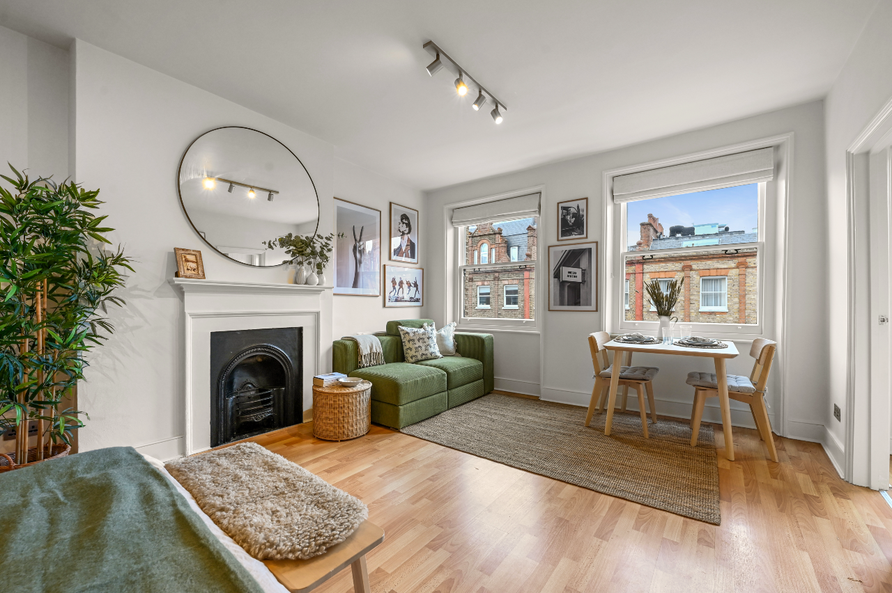 Flat Nottingham Place in City of Westminster