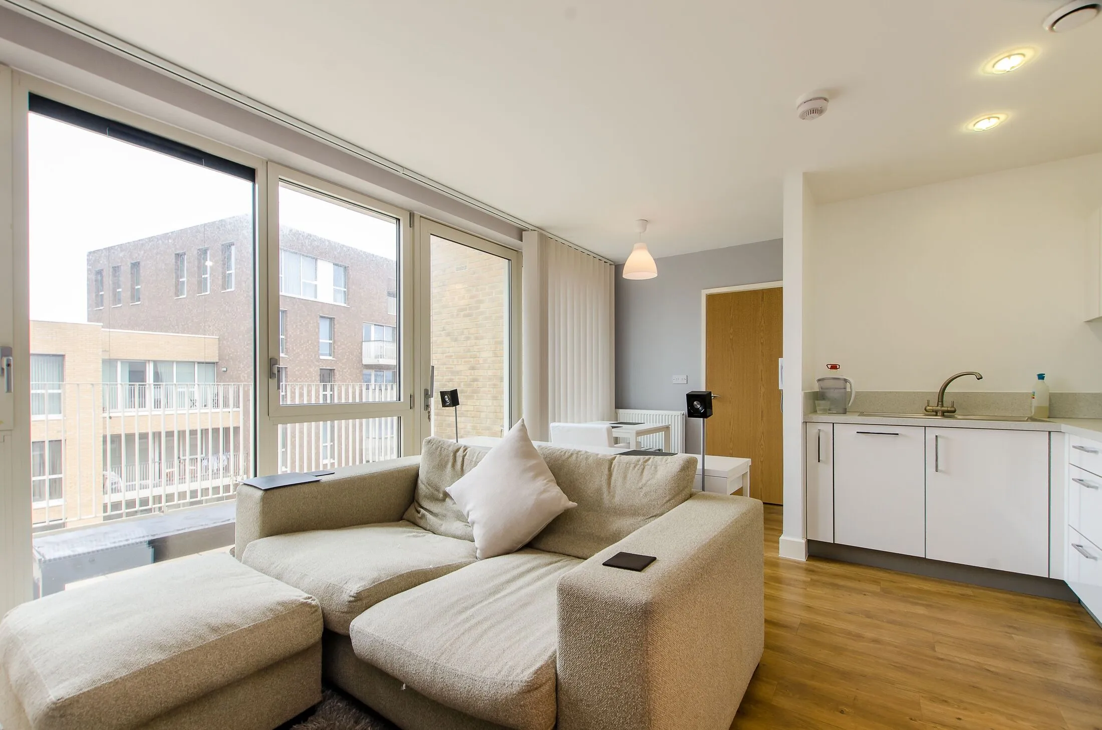 Flat Truman Walk in Greater London
