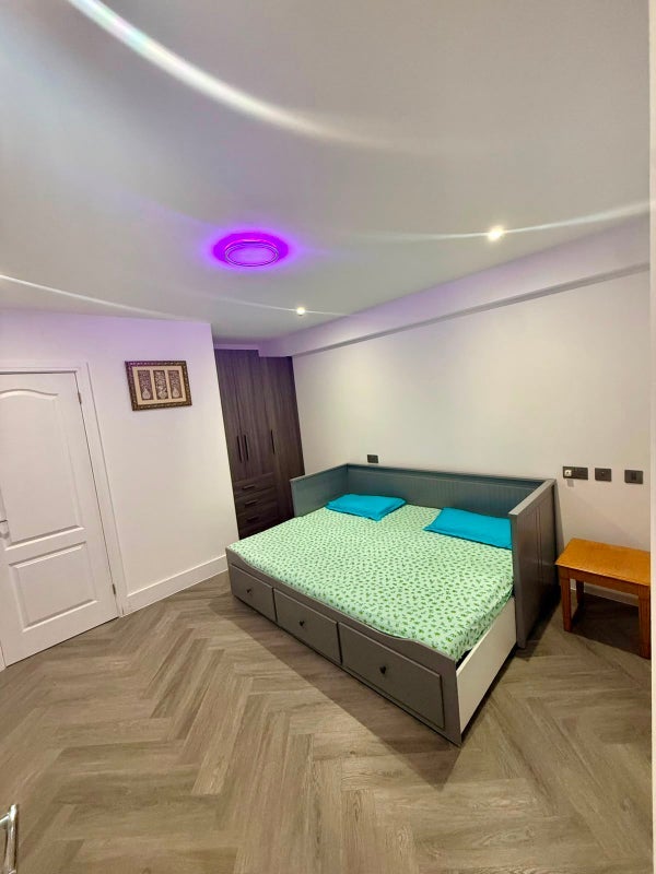 Room Ward Gardens in Slough