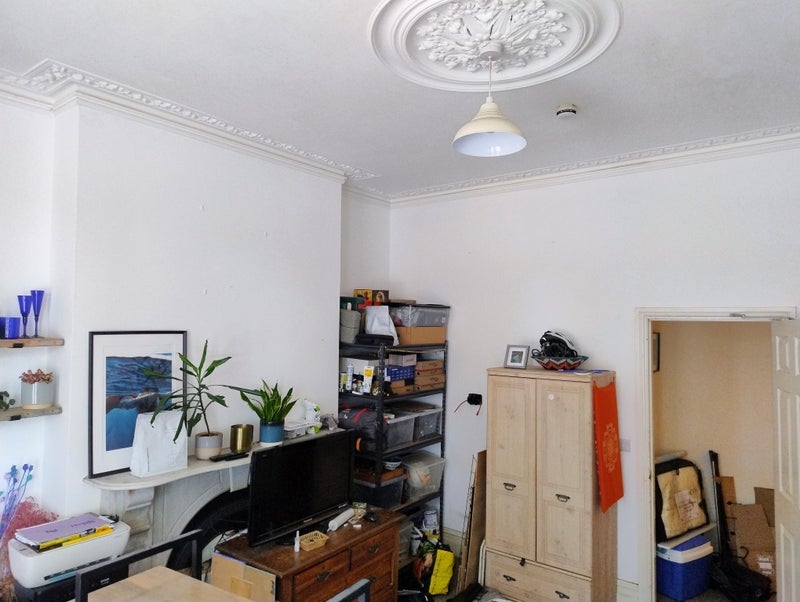Room Coronation Road in Bristol