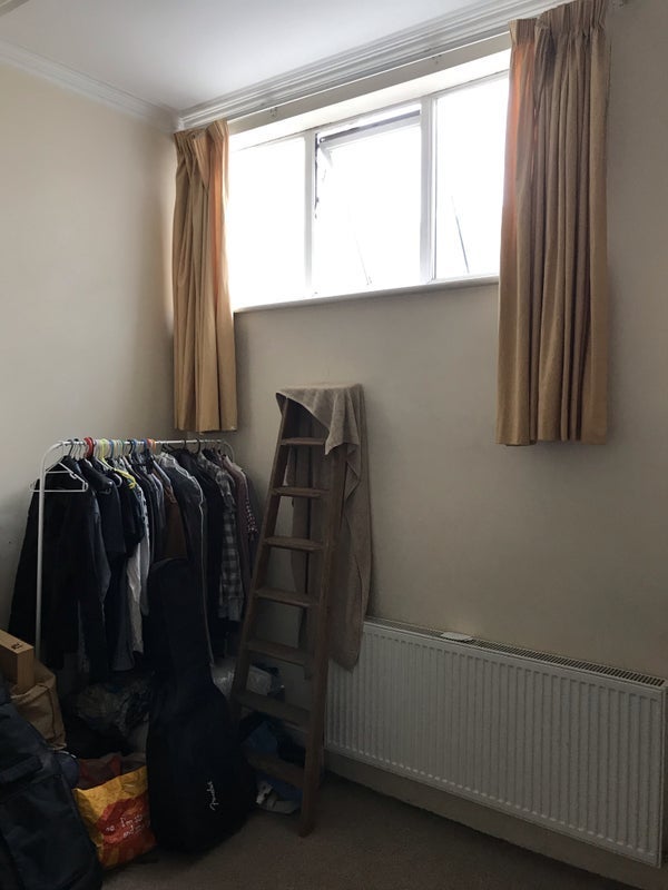 Room Coronation Road in Bristol