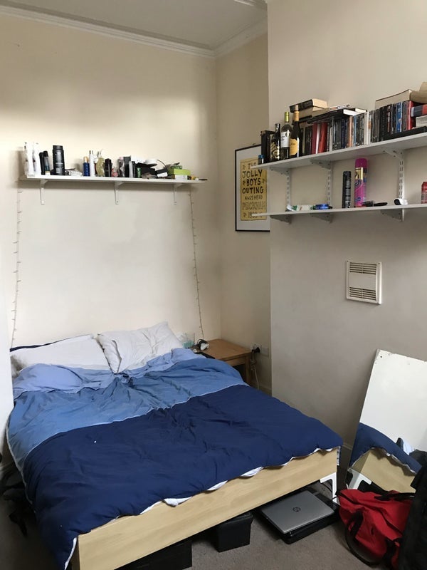 Room Coronation Road in Bristol