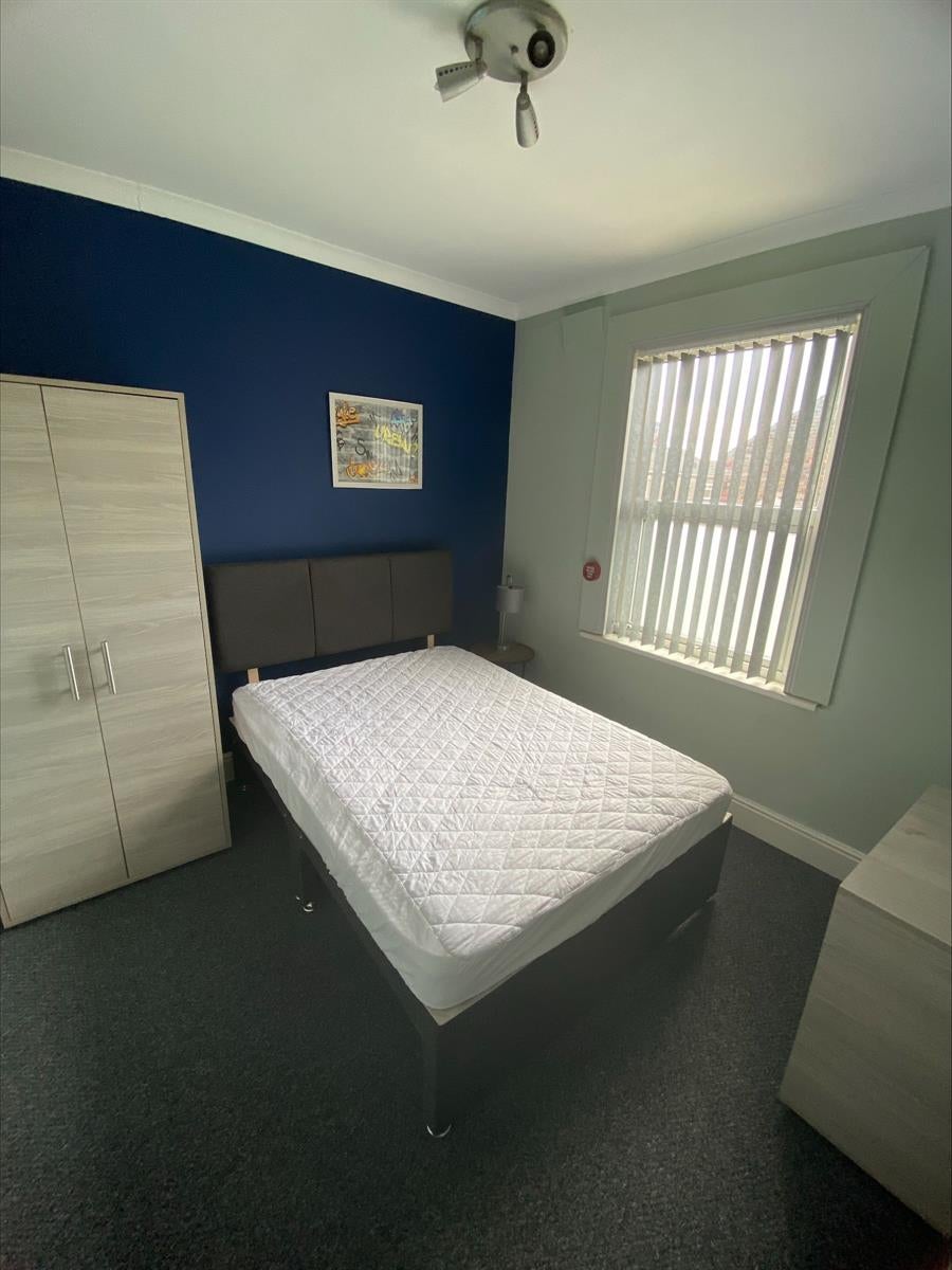 Room Daubney Street in Cleethorpes