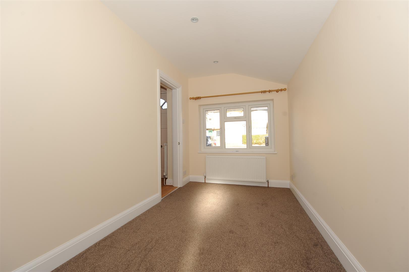 House Brixham Crescent in Greater London