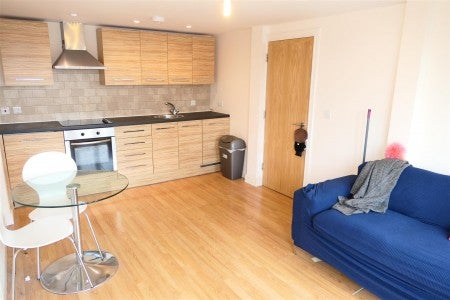 Flat Queen Street in Leeds
