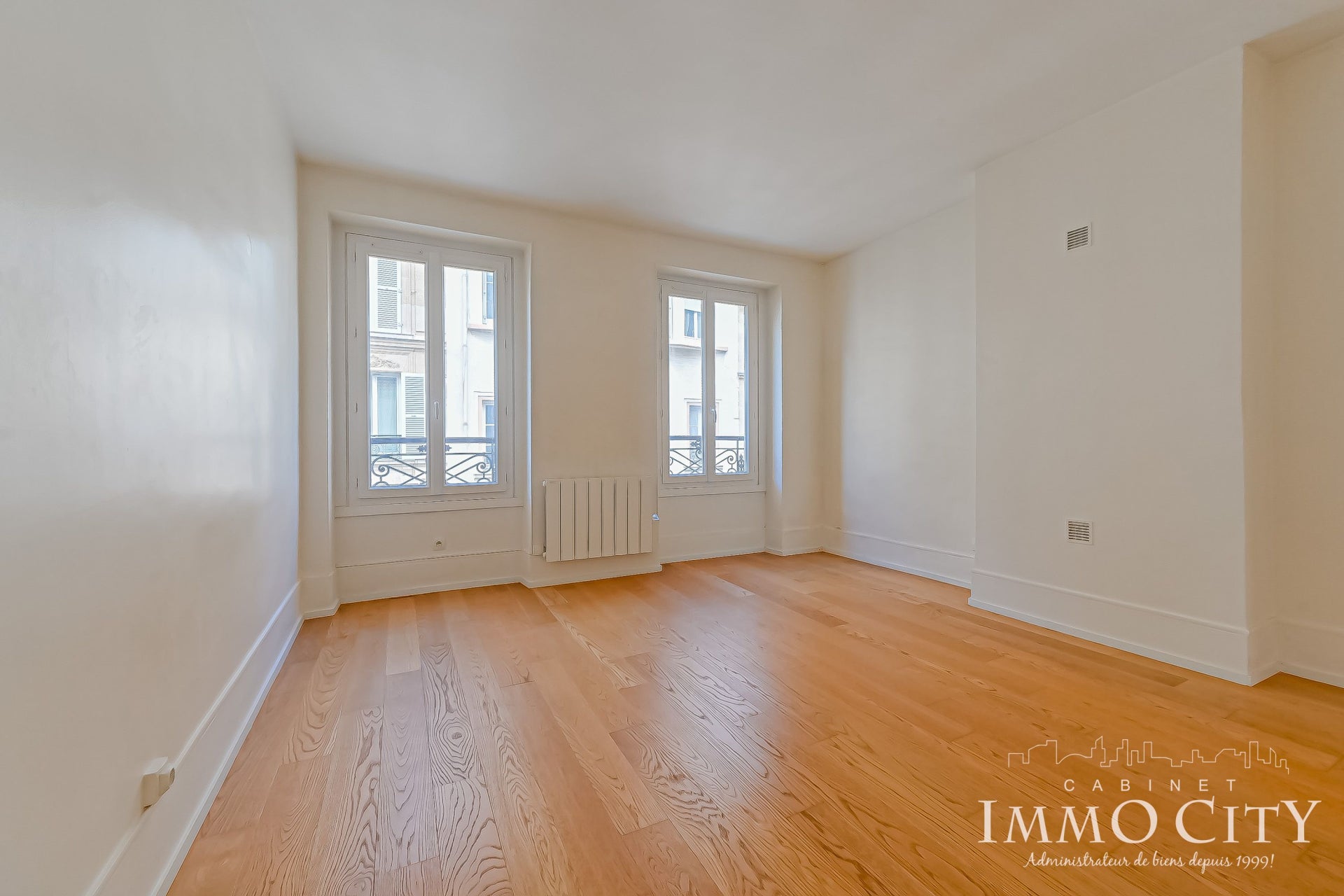 Appartement Rue Rennequin à Paris