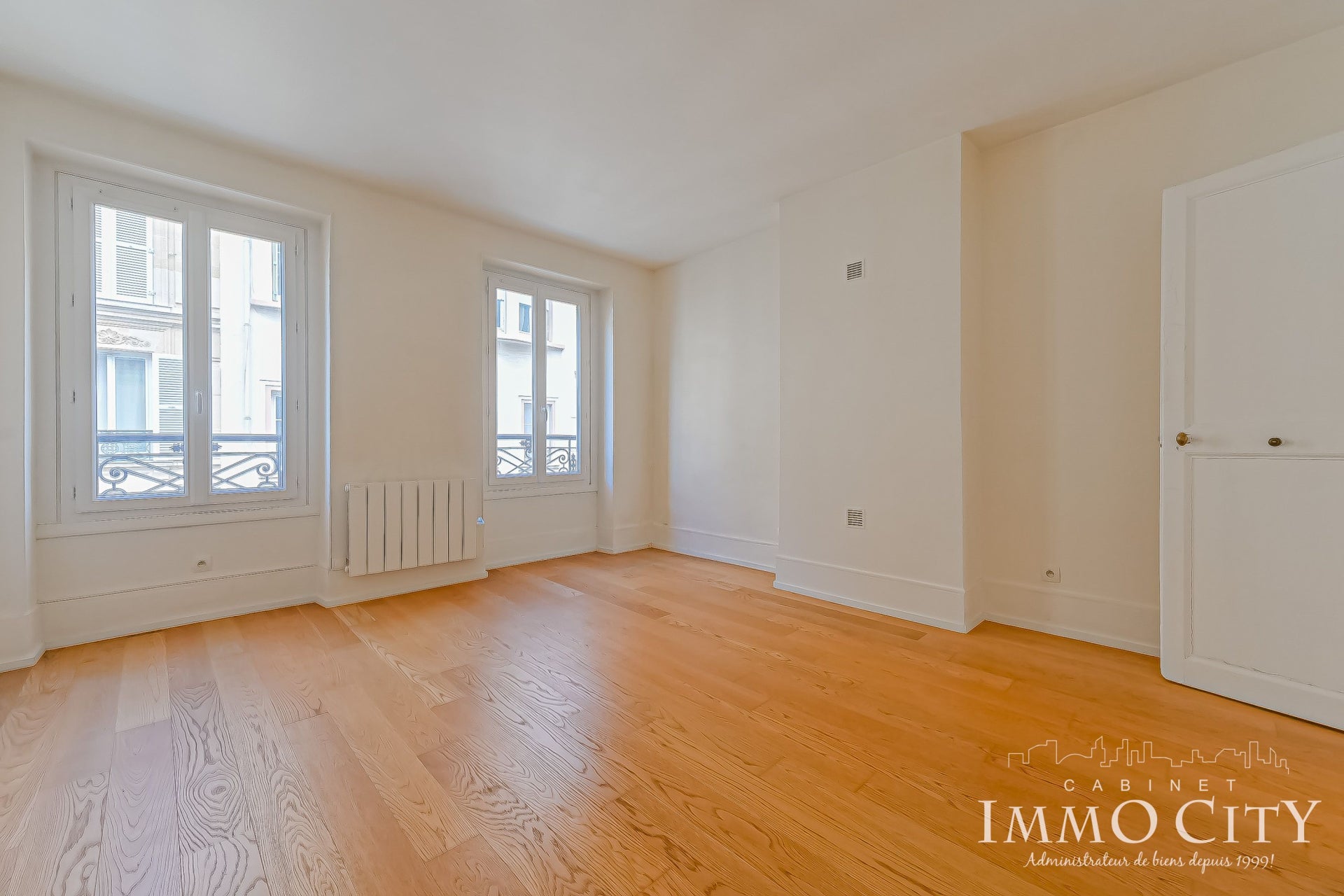 Appartement Rue Rennequin à Paris