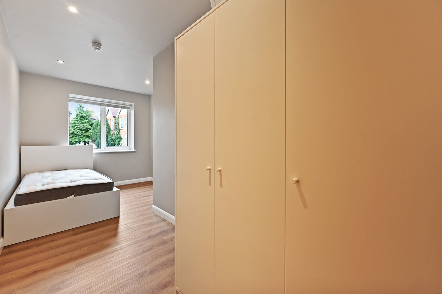 Room Westland Road in Watford