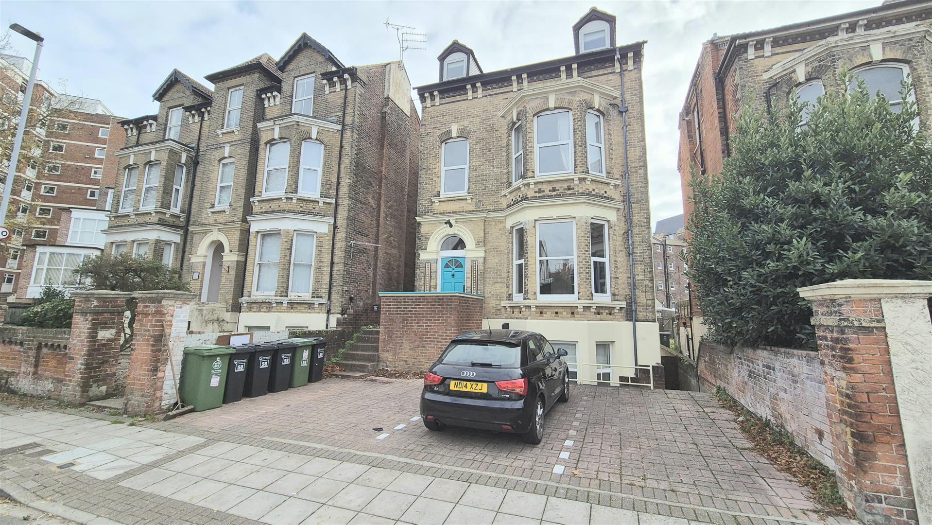 Flat Granada Road in Portsmouth