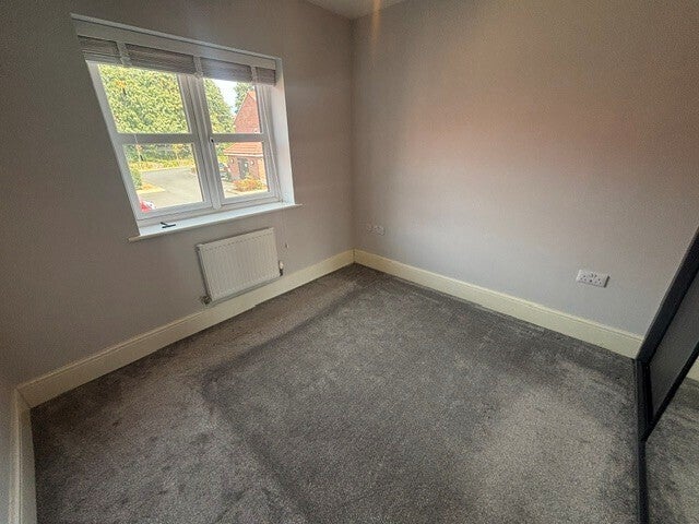 Flat Pintle Place in Derby