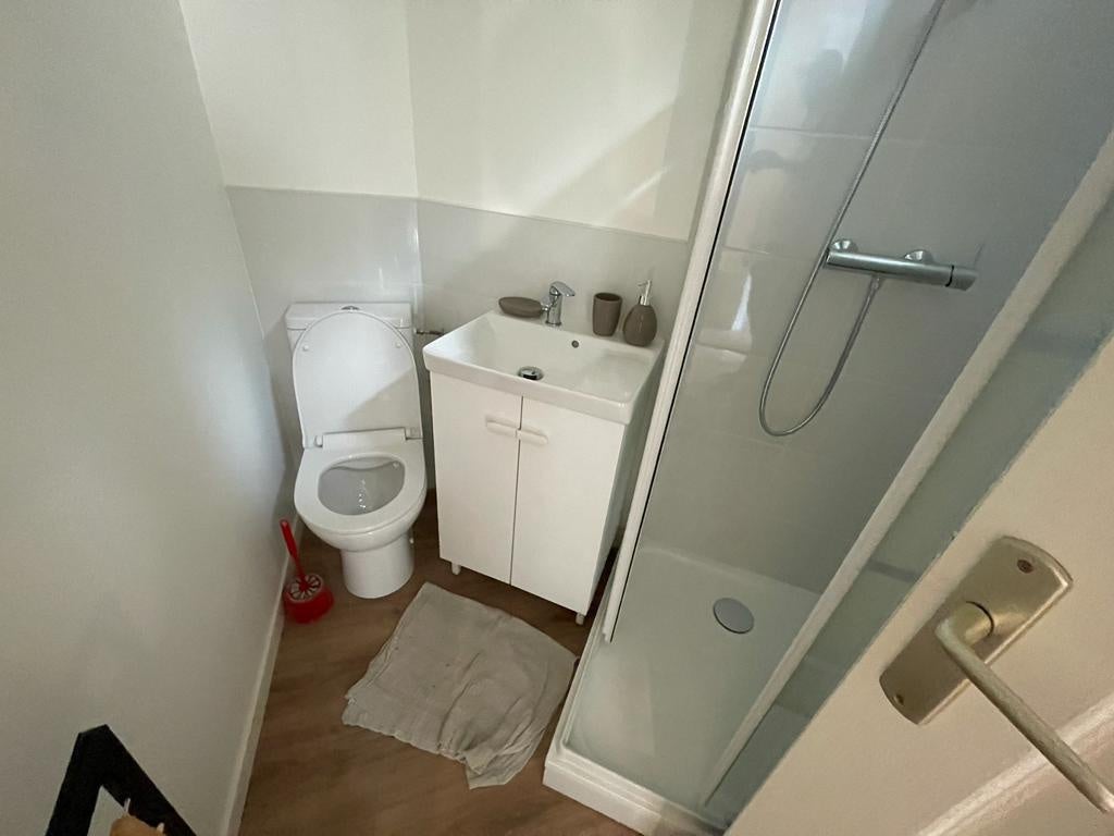 Chambre Rue Léo Saignat à Bordeaux
