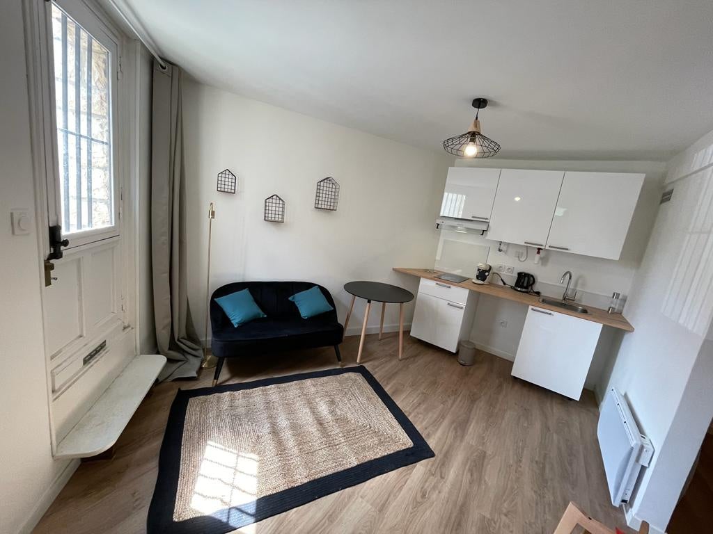 Chambre Rue Léo Saignat à Bordeaux