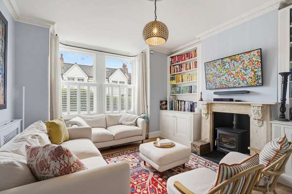 House Bassingham Road in Greater London