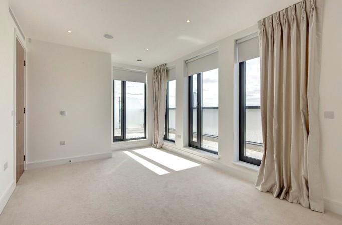 Flat Finchley Road in Greater London
