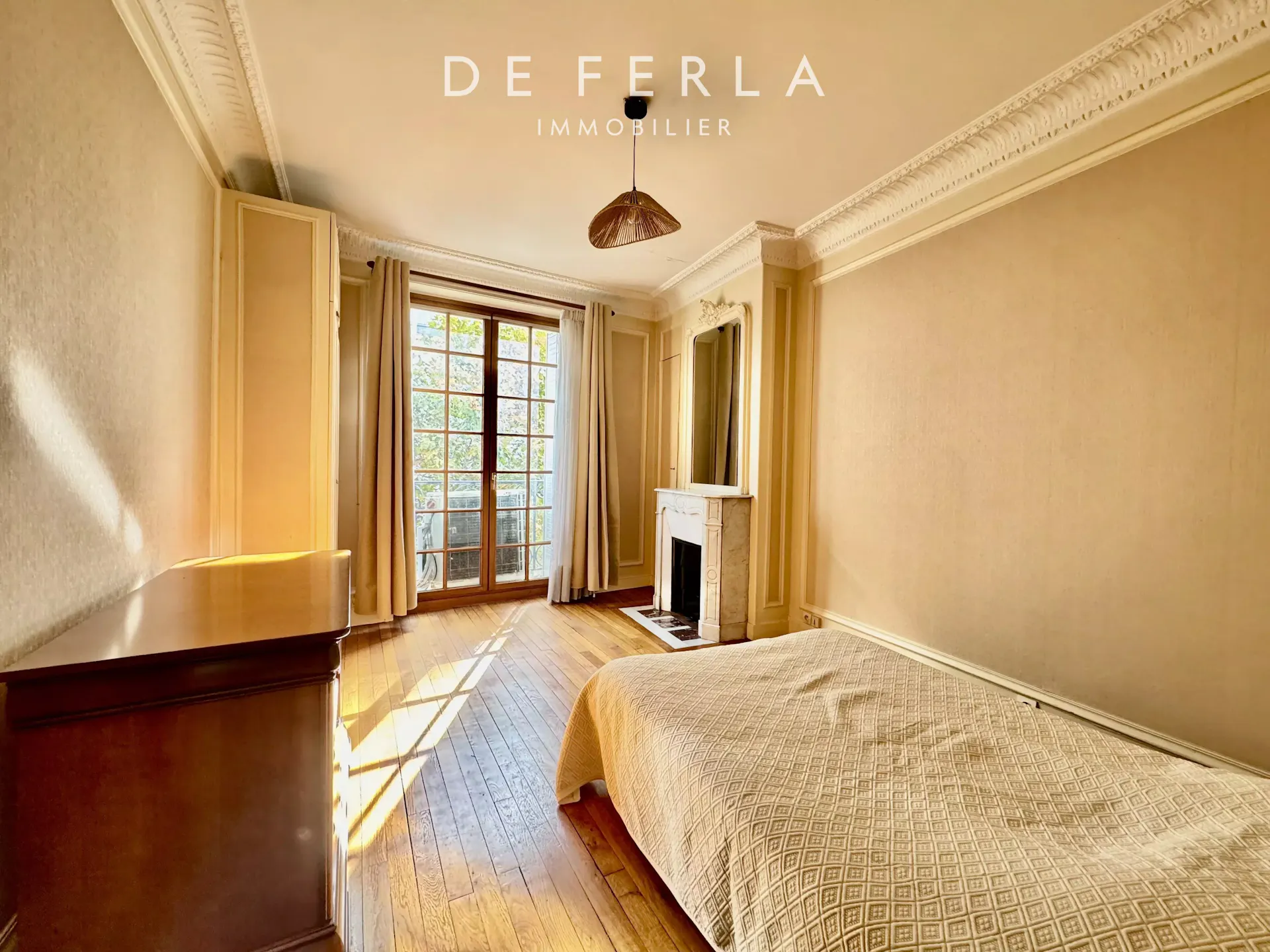 Flat Avenue du Général Leclerc in Paris