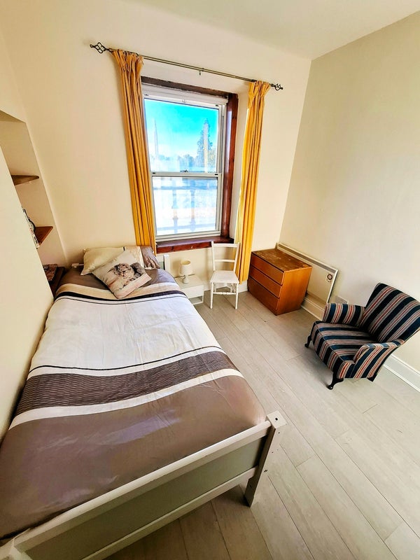 Room Causewayside in City of Edinburgh