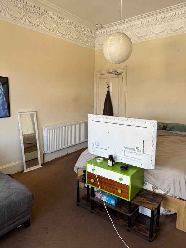 Room Polwarth Gardens in City of Edinburgh