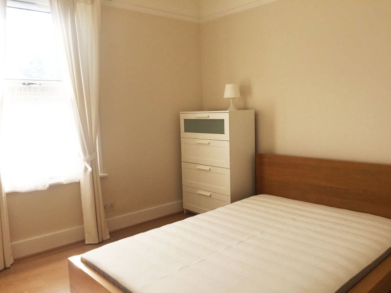 Room Drakefell Road in Greater London