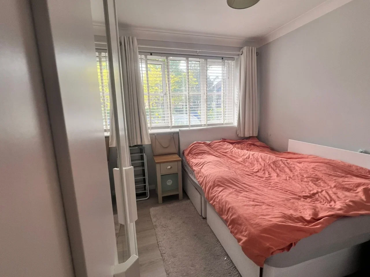 Flat The Ridings in Luton