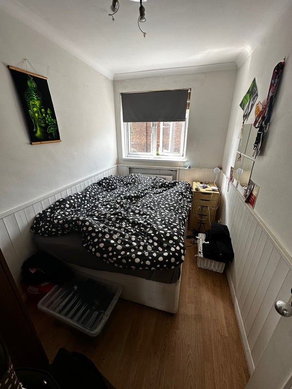 Room Morant Street in Greater London