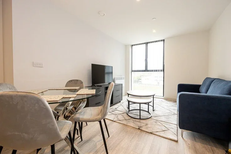 Flat Bevington Bush in Liverpool