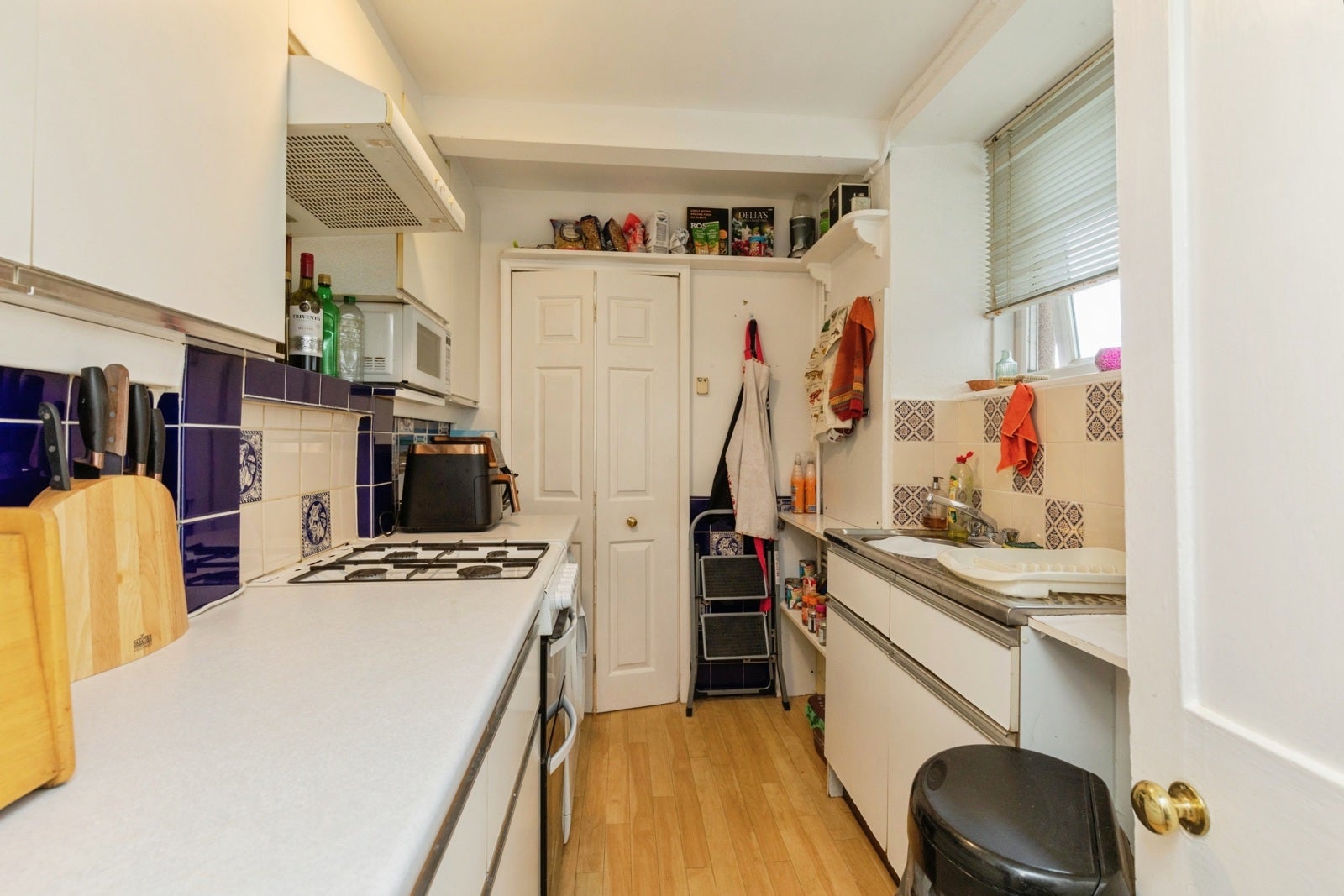 Flat Victoria Walk in Bristol