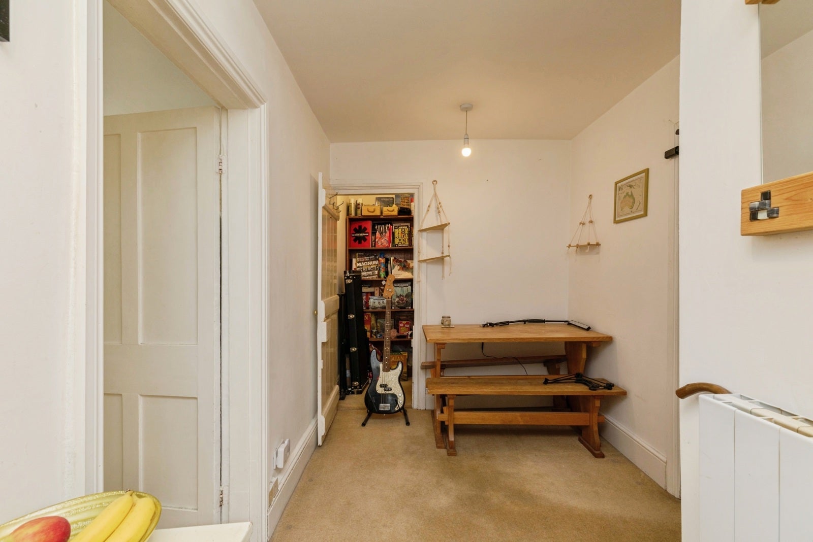 Flat Victoria Walk in Bristol
