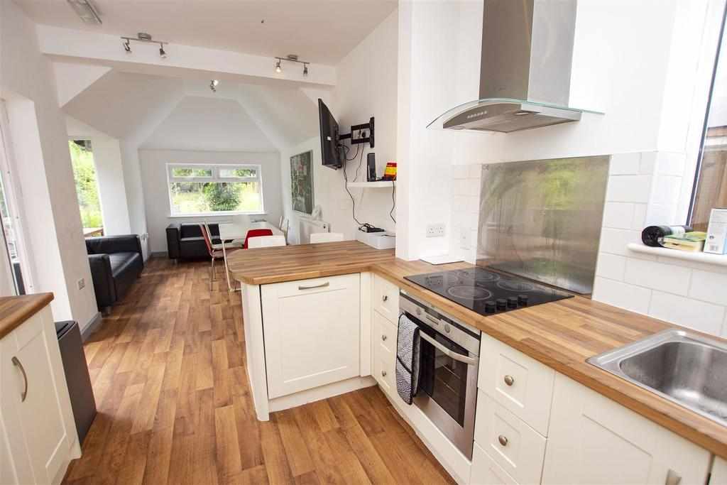 Flat Bournbrook Road in Birmingham