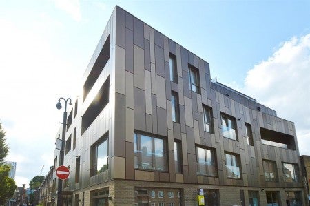 Flat Heneage Street in Greater London