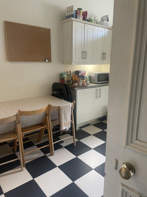 Room Spottiswoode Street in City of Edinburgh