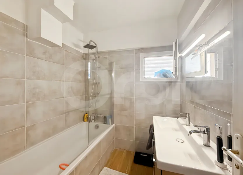 Appartement Rue Léonce Pustel à Hyères