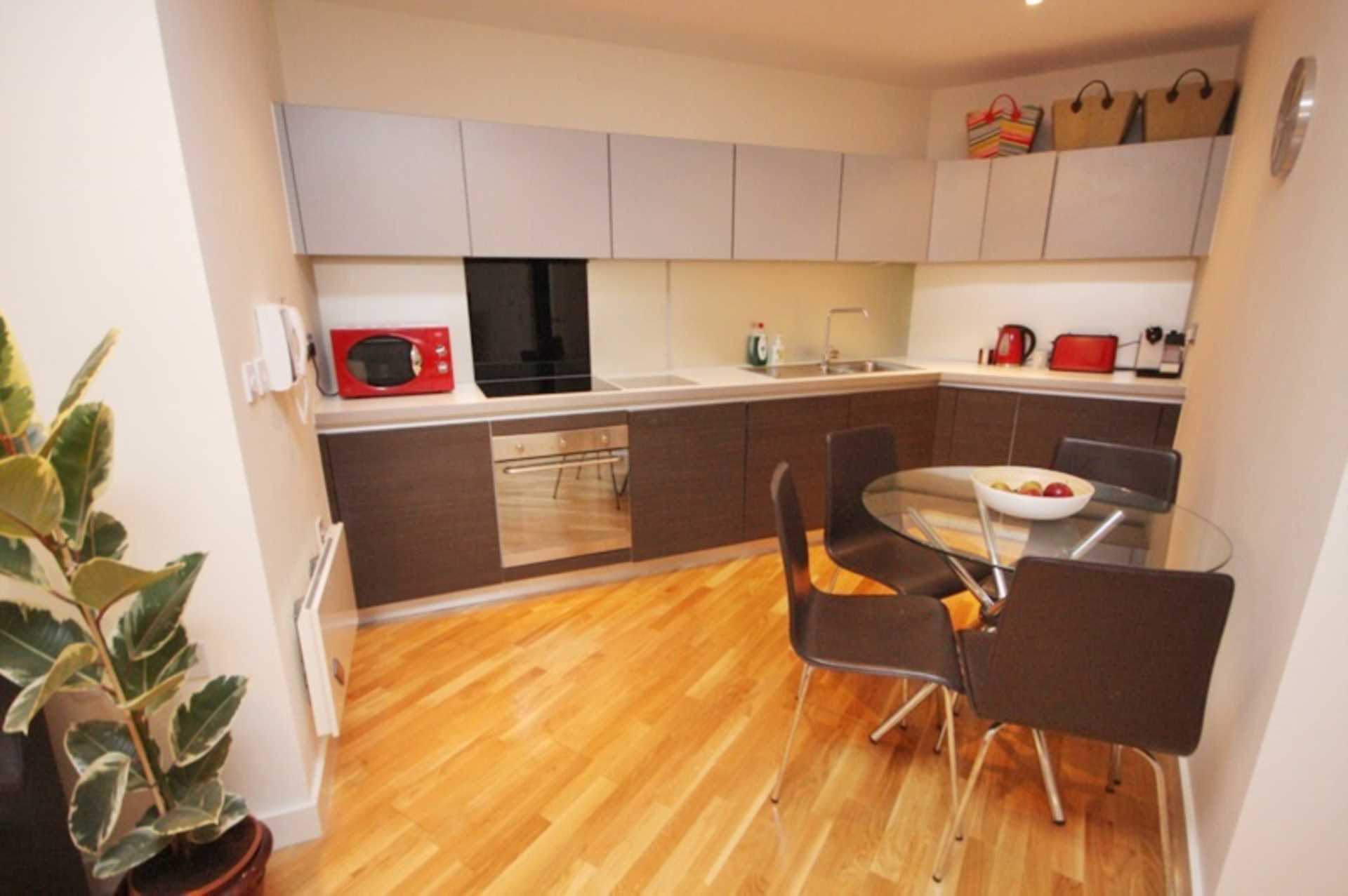 Flat Piccadilly Place in Manchester