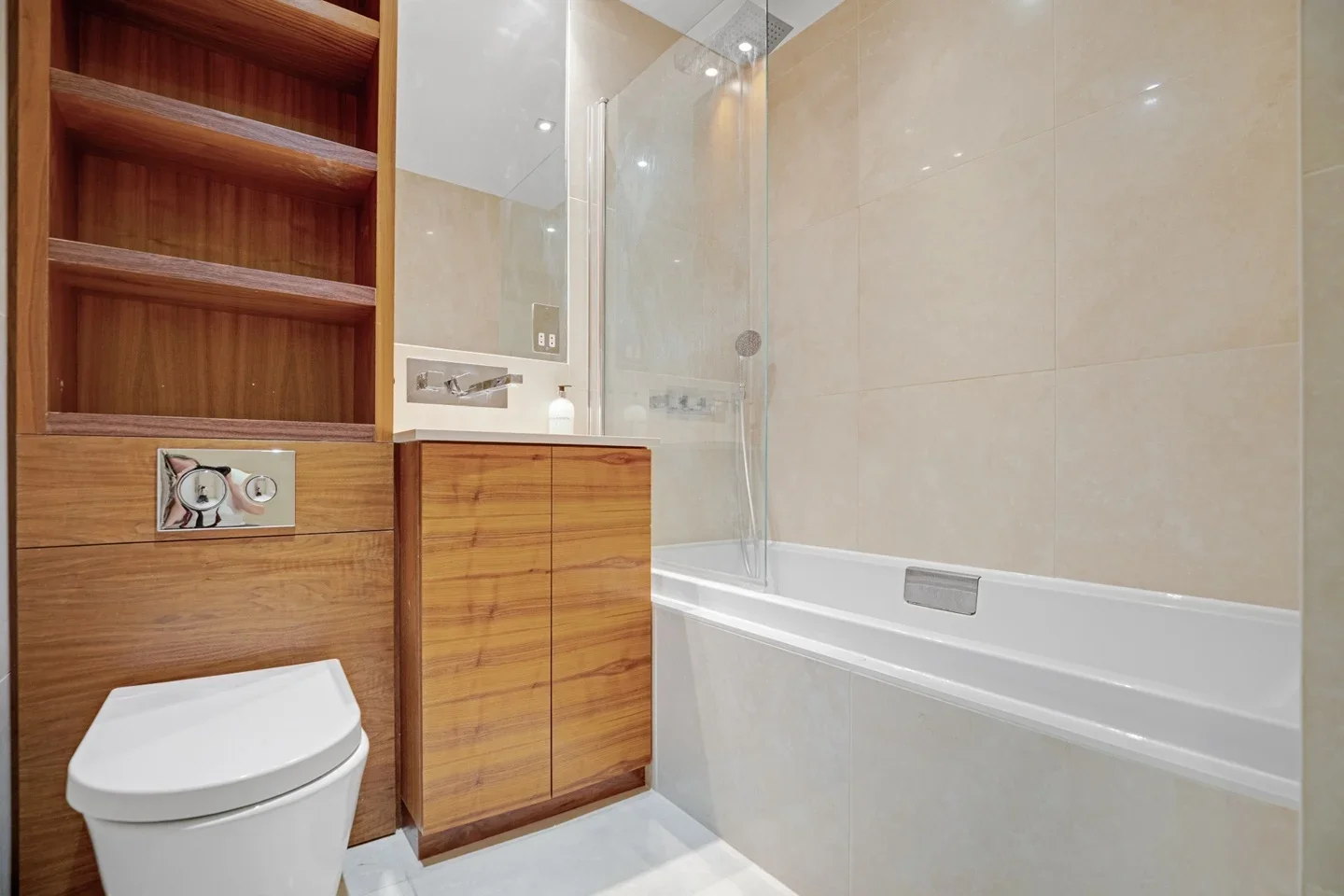 Flat Furnival Street in City of London