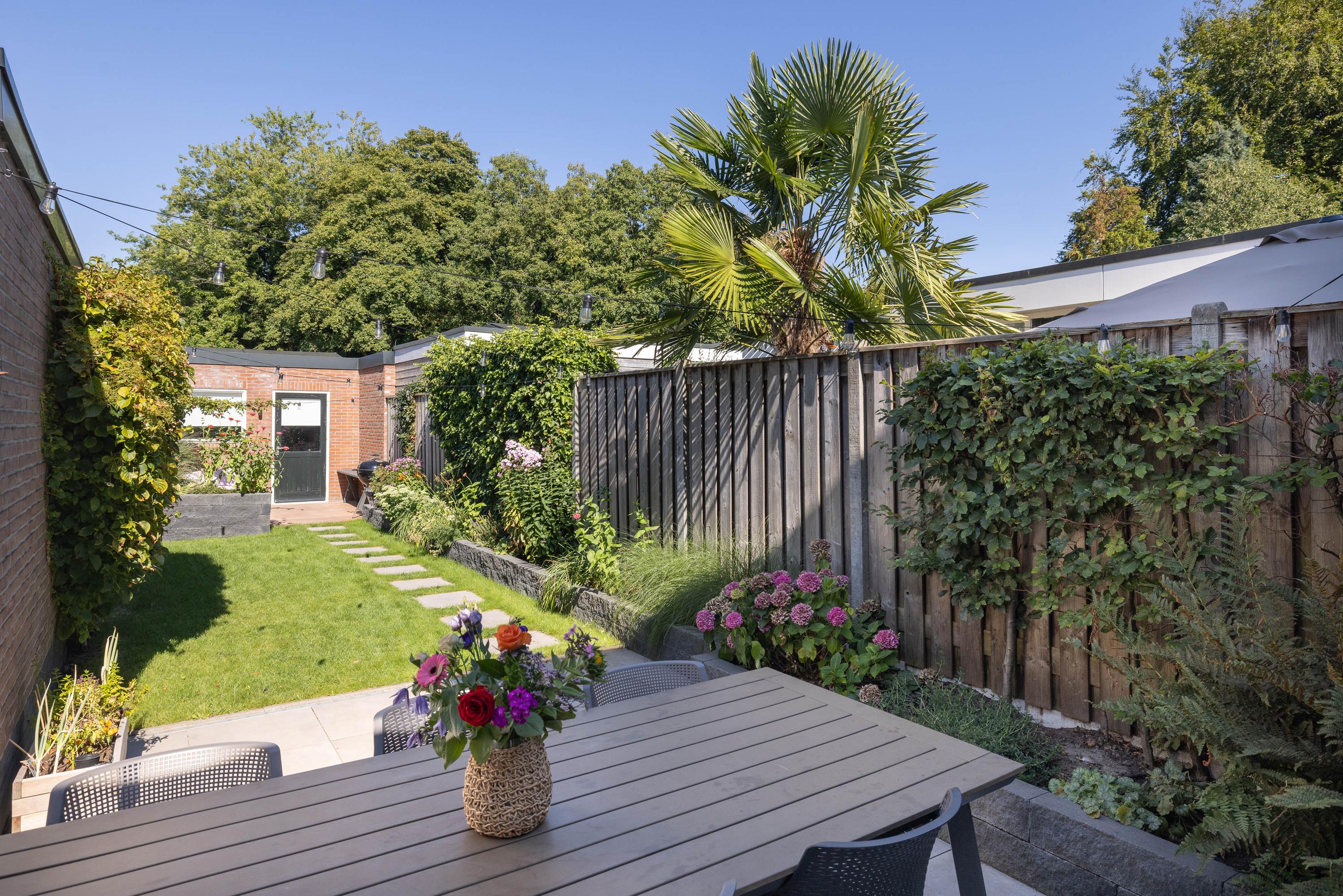 Tussenwoning te koop: Sloetsweg 52, Hengelo