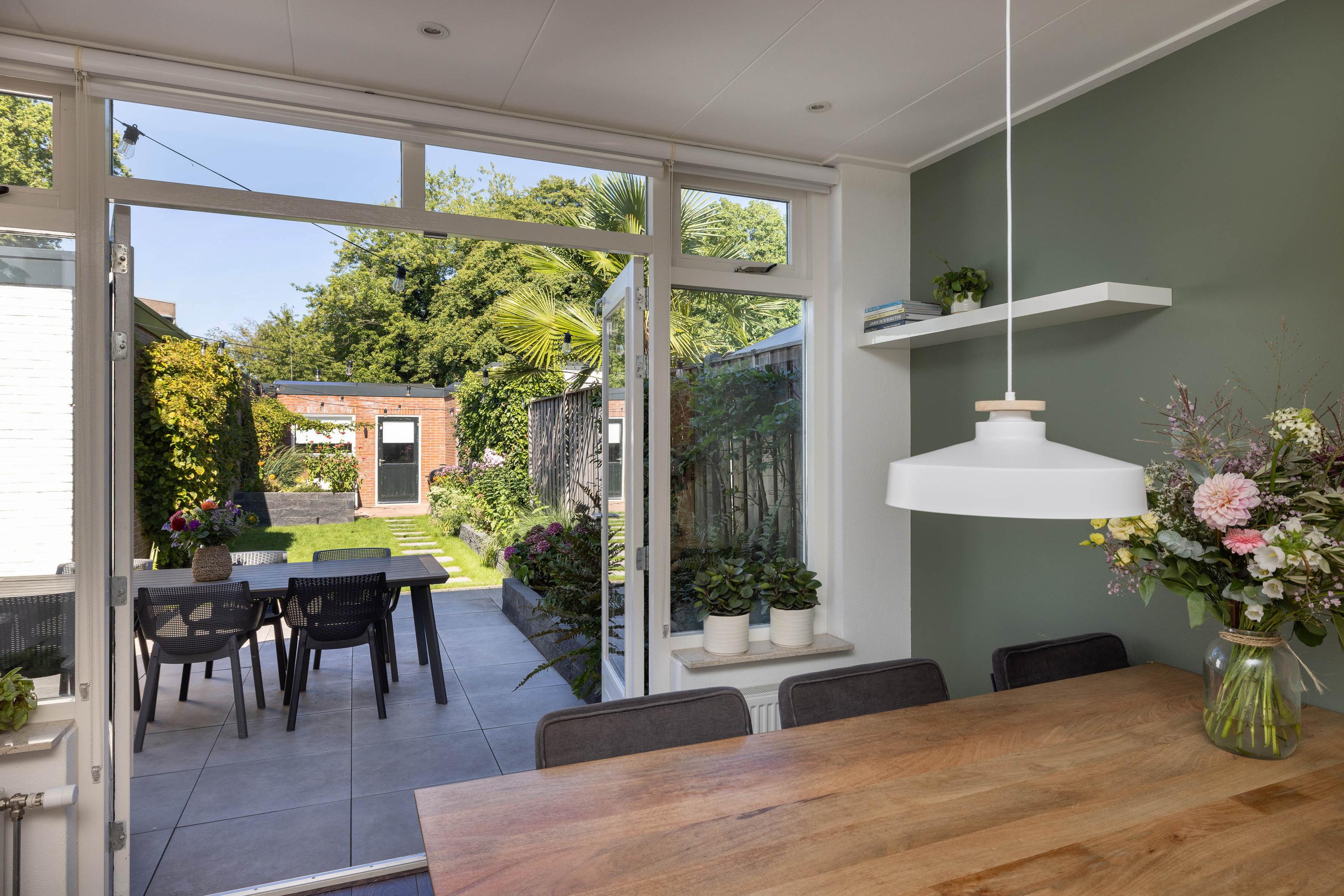 Tussenwoning te koop: Sloetsweg 52, Hengelo