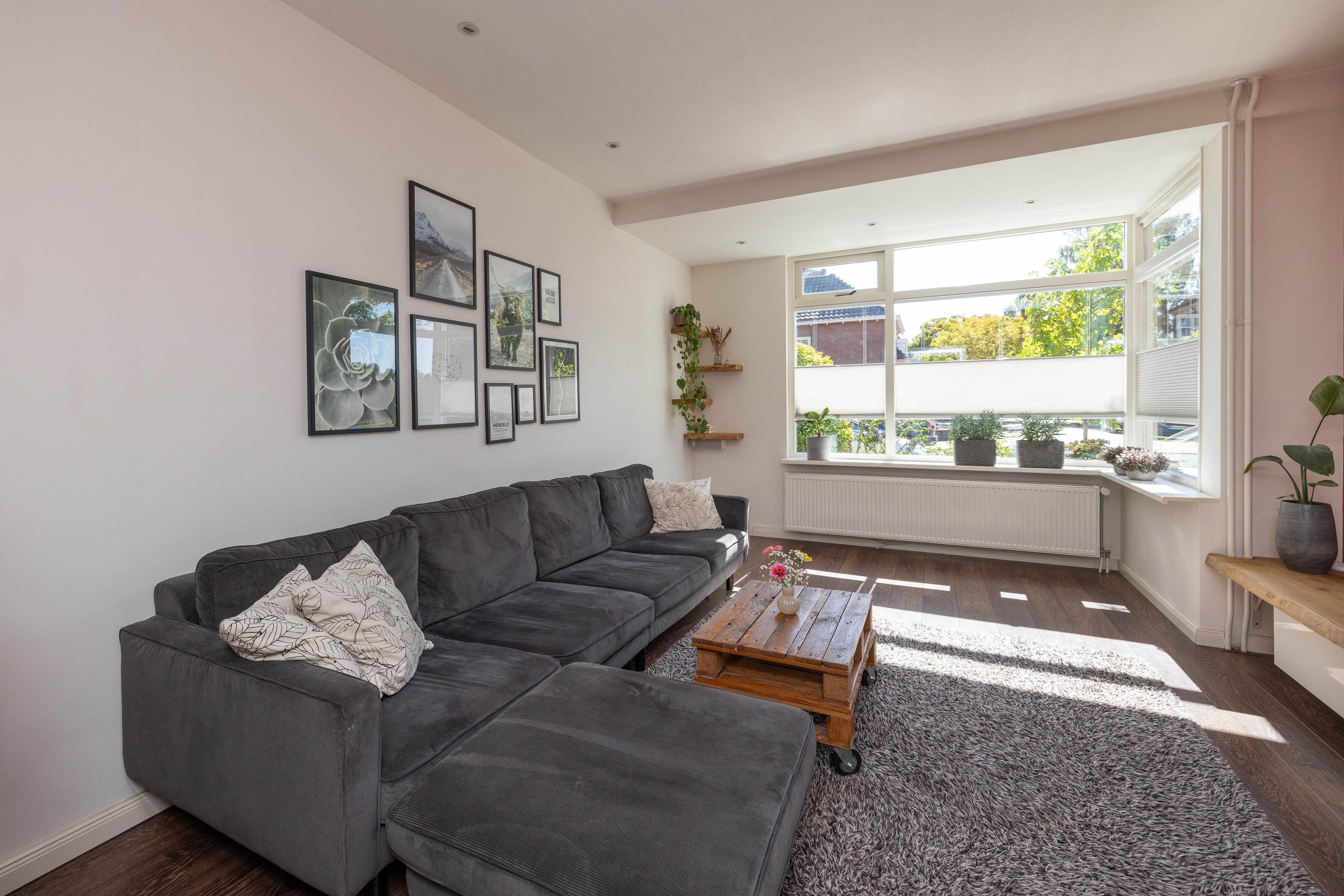 Tussenwoning te koop: Sloetsweg 52, Hengelo